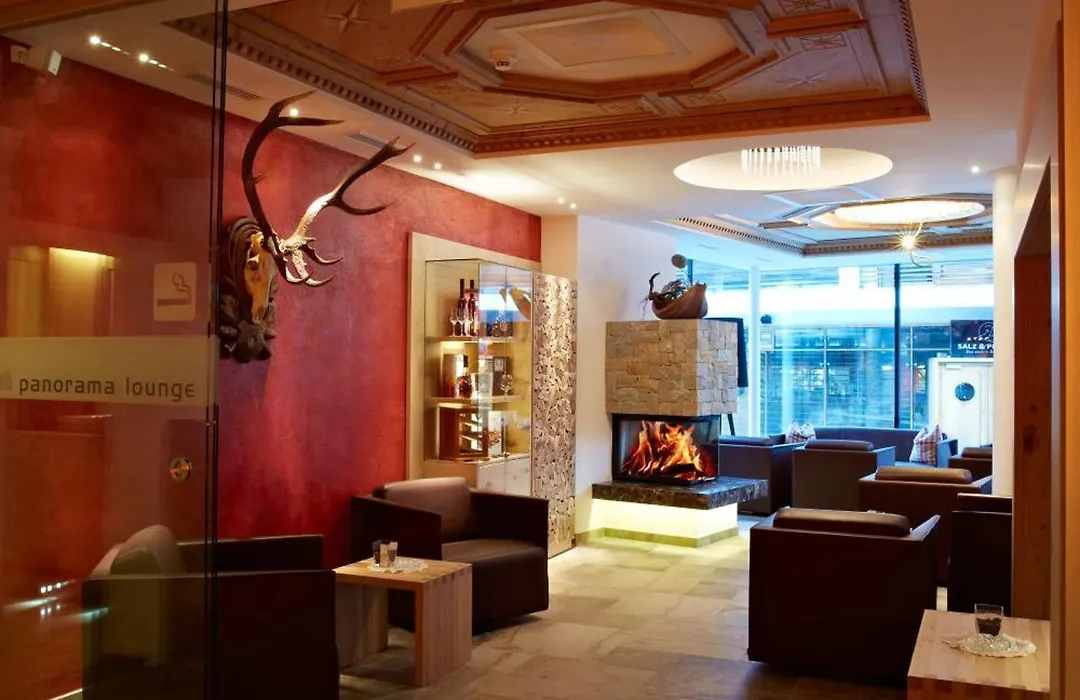 Hotel Tirol-1