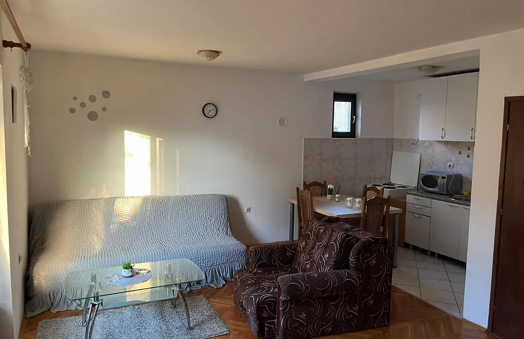 Gold Apartman-1