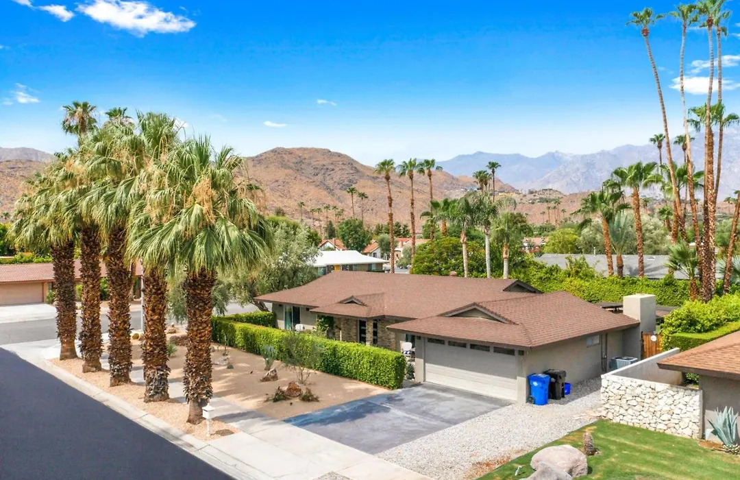 *Home - 2117 S Divot Ln, Palm Springs-1