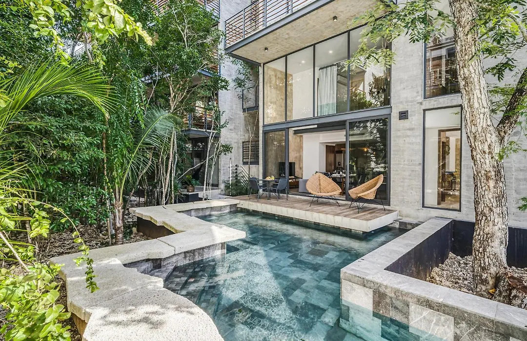Hidden Swim up Loft w Cenote Rooftop Pool Gym-1