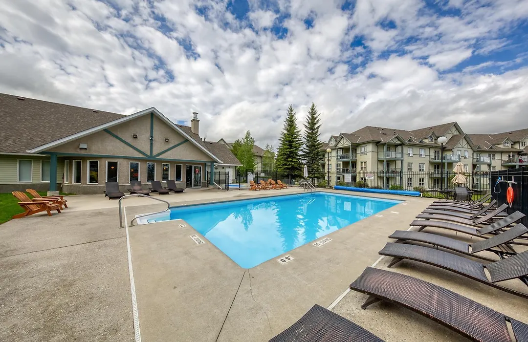 The Peaks 3 Bedroom Mountain View Condo-1