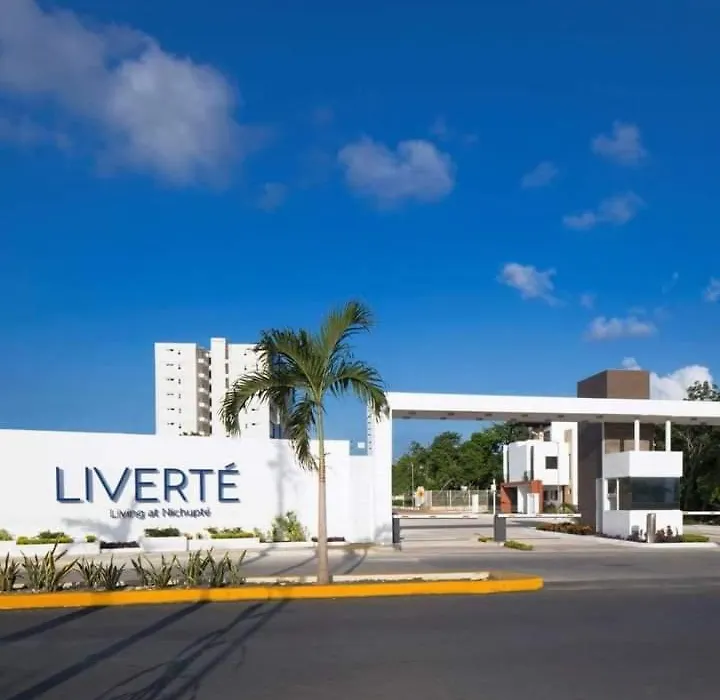 Liverte Cancun-1