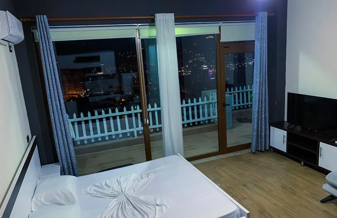 Denis Apartments-1