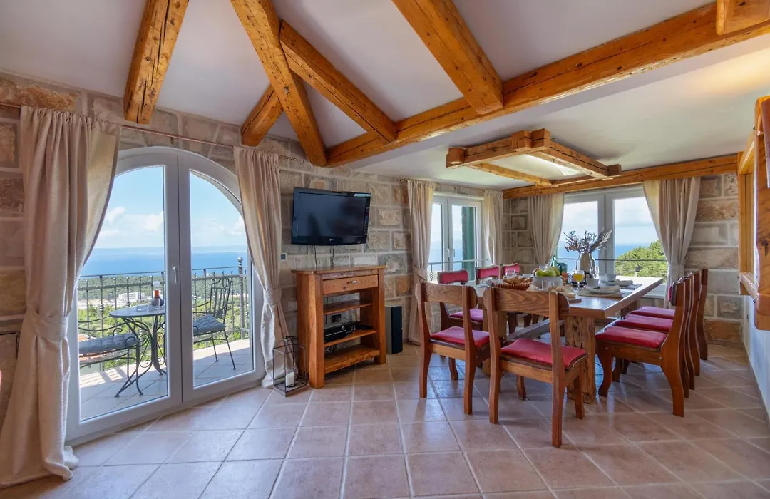 Villa Sara With Pool, Whirlpool And Sea View-1