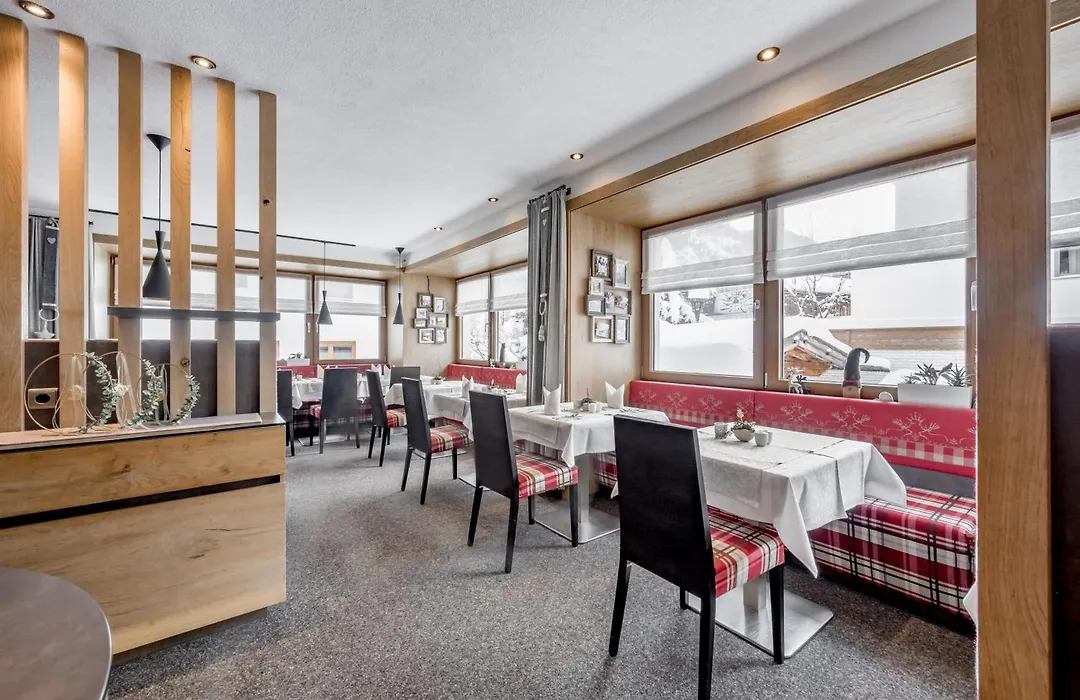 Hotel Sportpension Carinthia-1