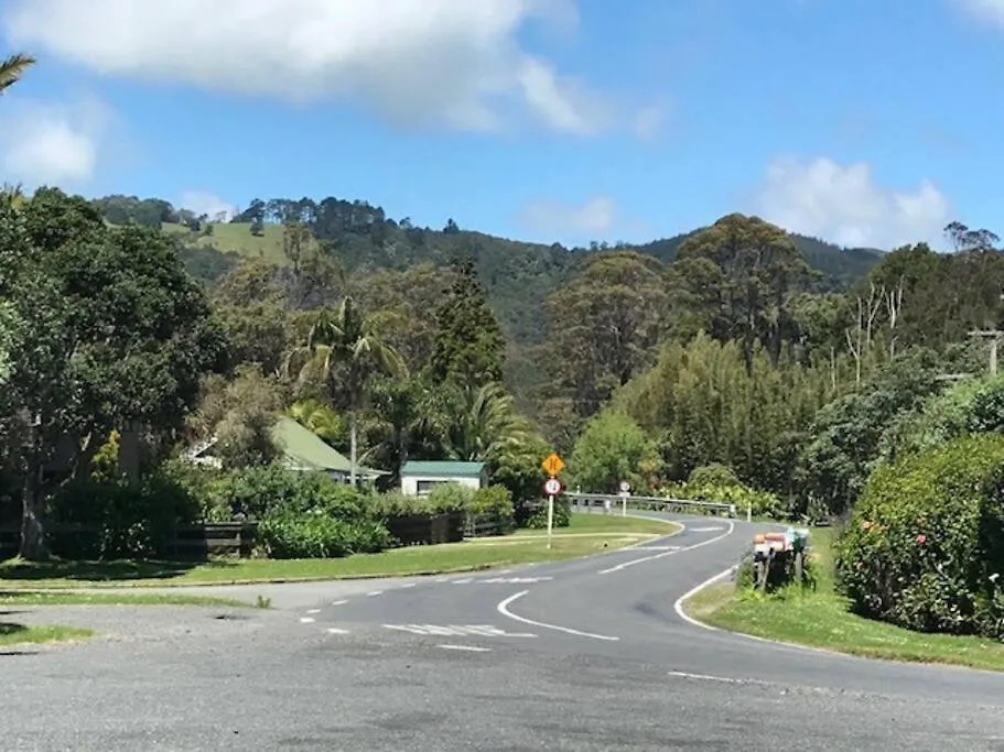 Beautiful Te Ngaere Beach Two Bedroom Bach With Spa Pool-1