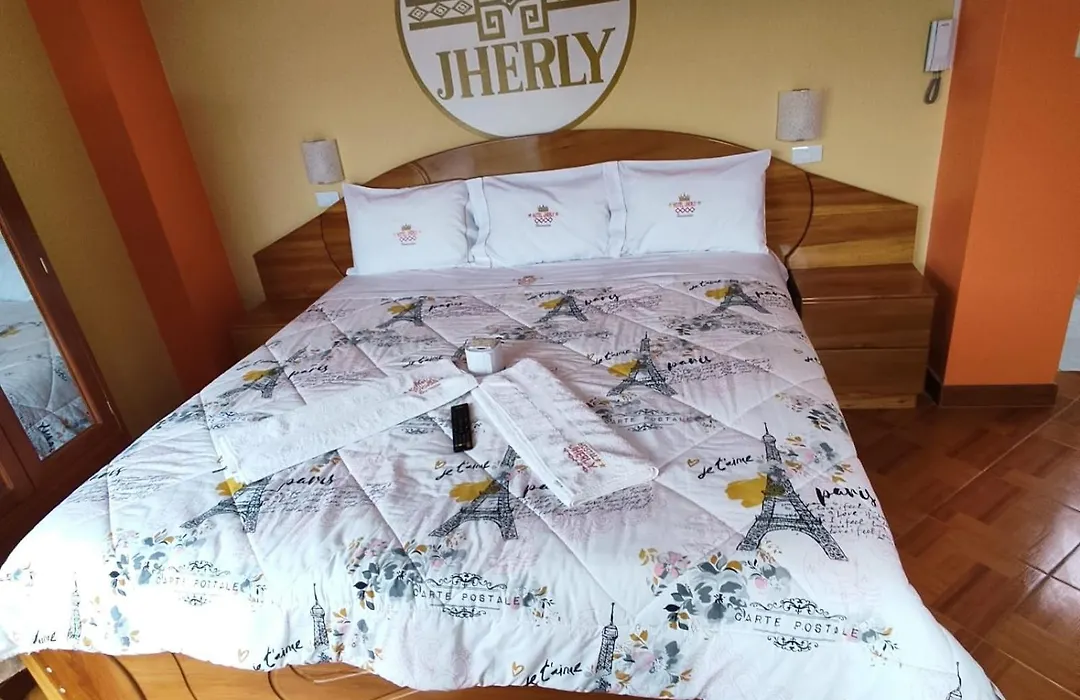 Hotel Jherly-1