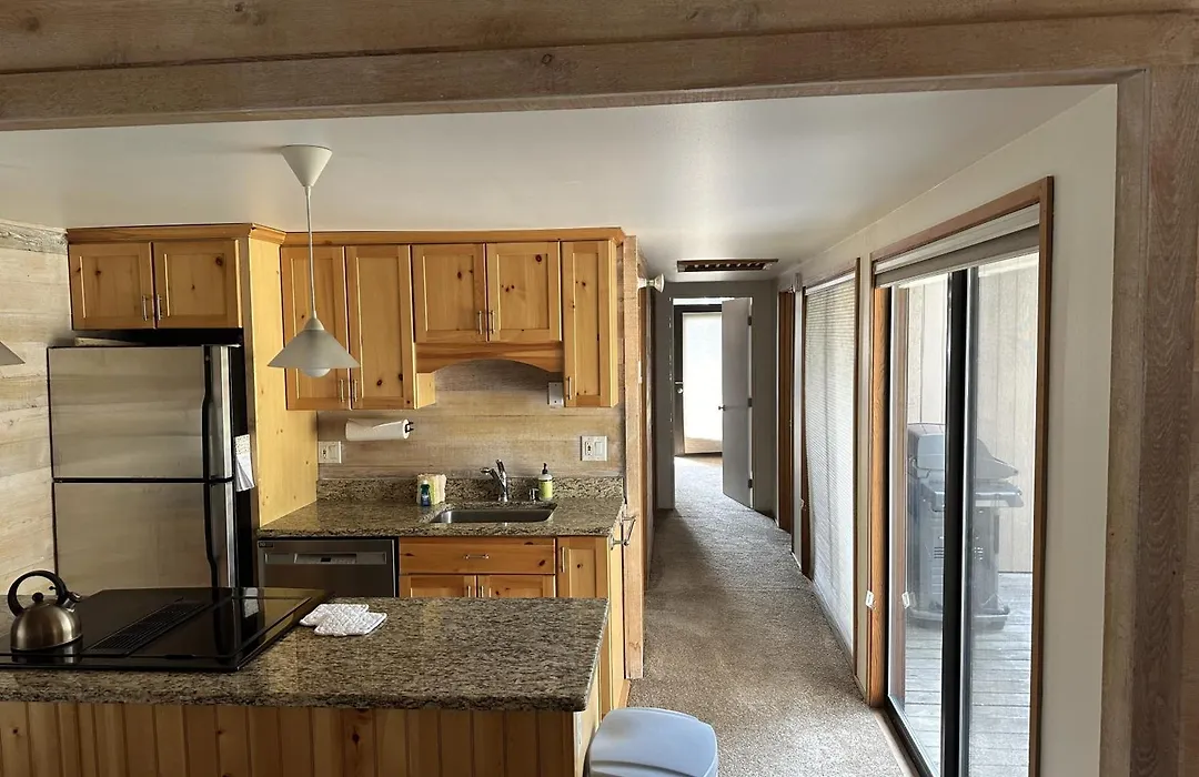 The Mountain Perch, Cabin 7-1