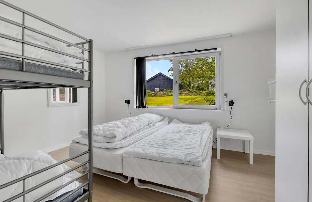 Holiday Home With Pool For 12 People-1