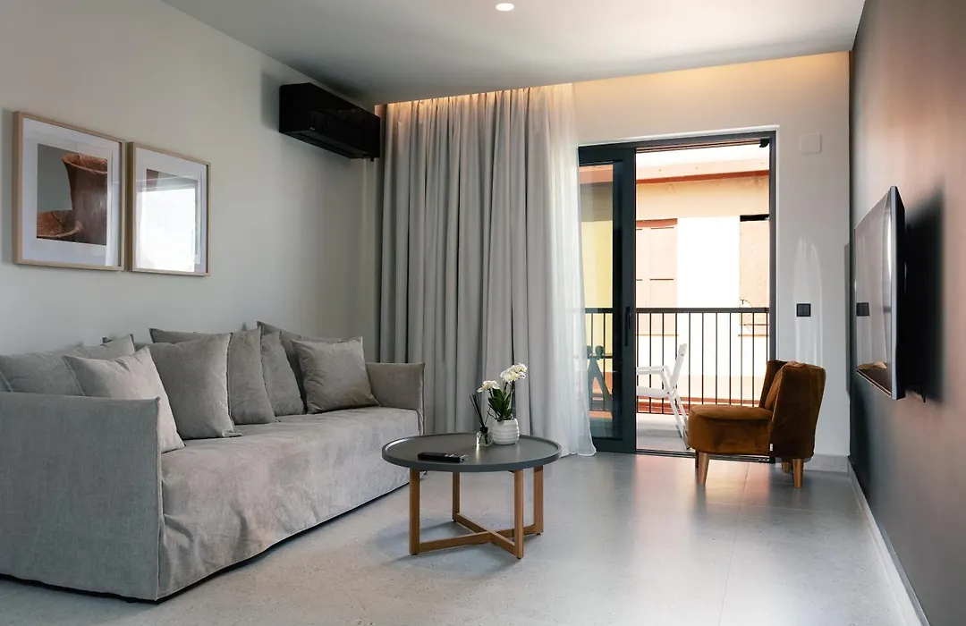 Porta Suites-1