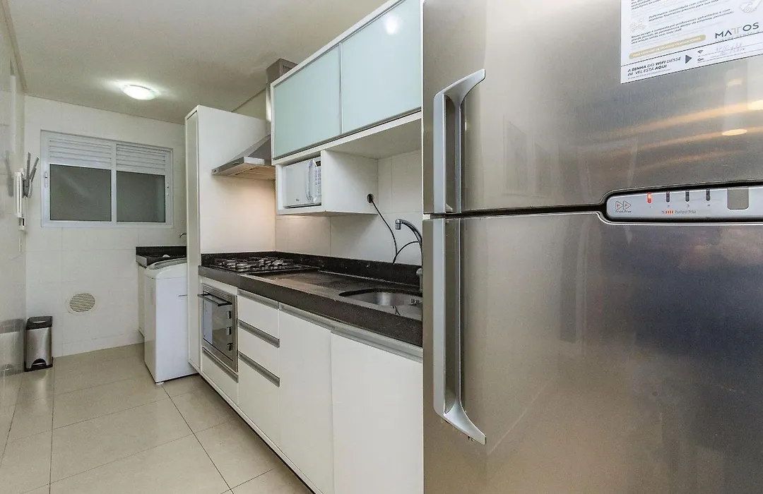 Boulevard 218D - Excelente Apartamento Em Condominio De Luxo No Centro De Bombinhas - Piscina - Jacuzzi - Academia - Portaria 24H.-1