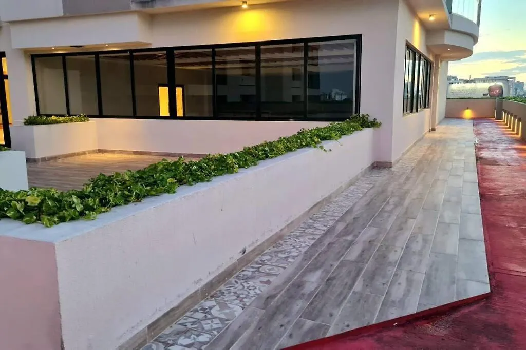 Luxury Penthouse Con Jacuzzi Privado, Gym, Pool-1