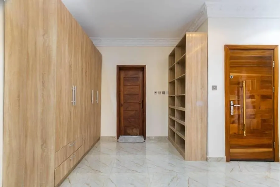 Dy Gold Apartment-1