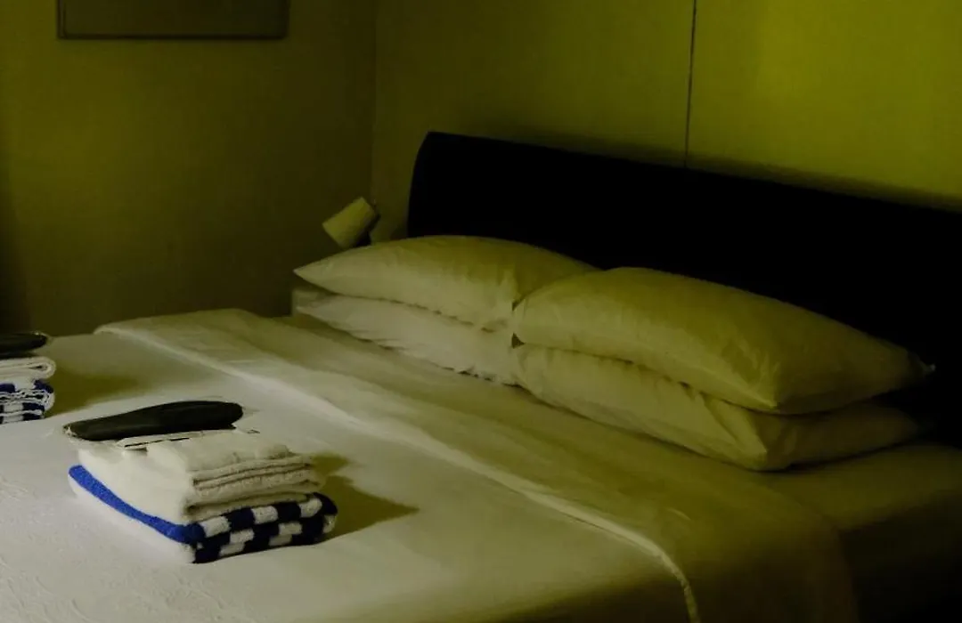 Deluxe Bedroom At Rumah Sentosa-1