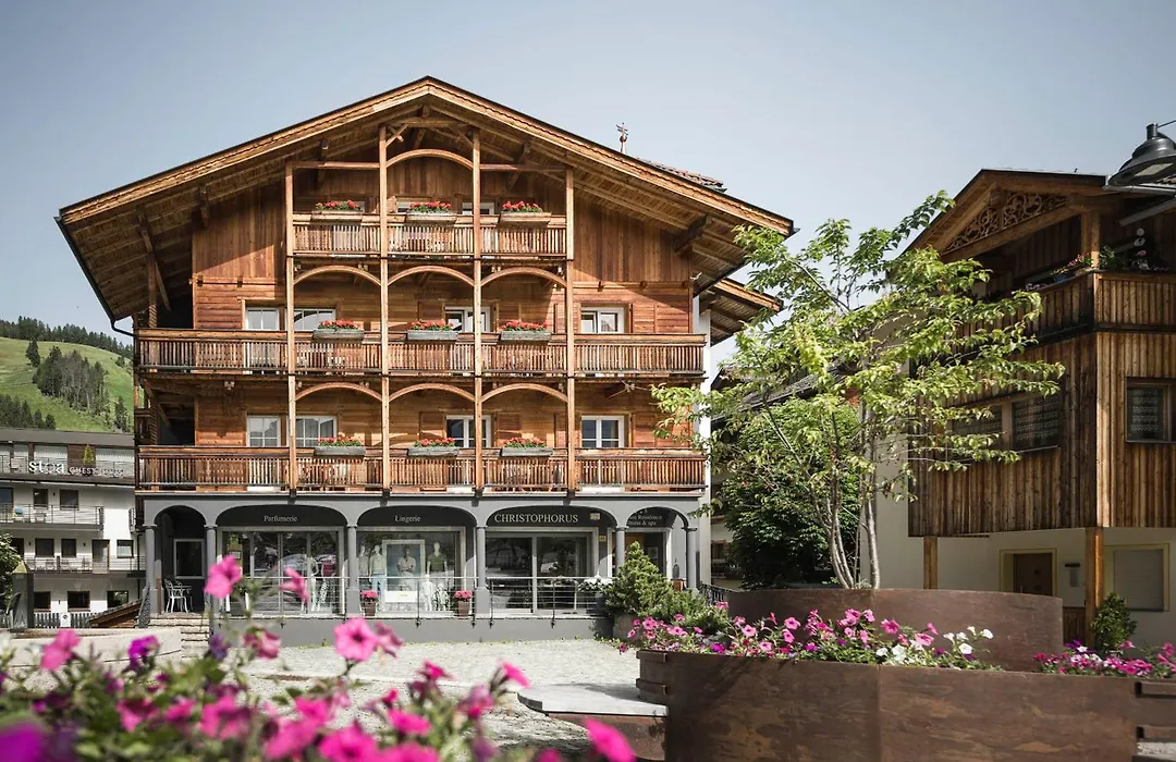 Christophorus Mountain Residence-1