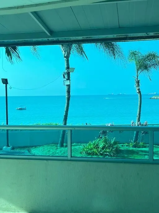 Departamento Acogedor Con Vista Al Mar-1