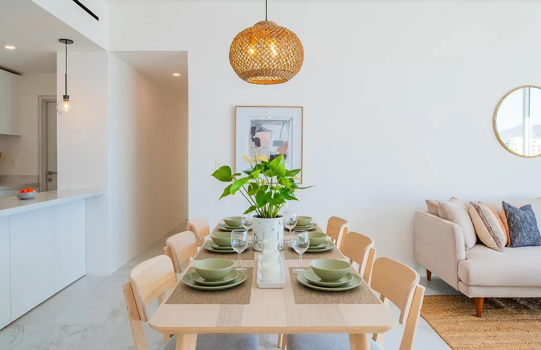 Brand New Luxury 2 Bedroom Condo-1