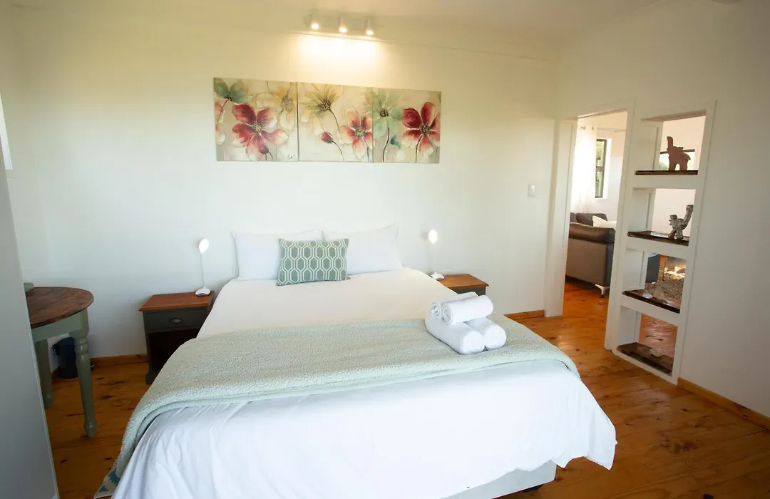 Bo-den-See Cottage-1