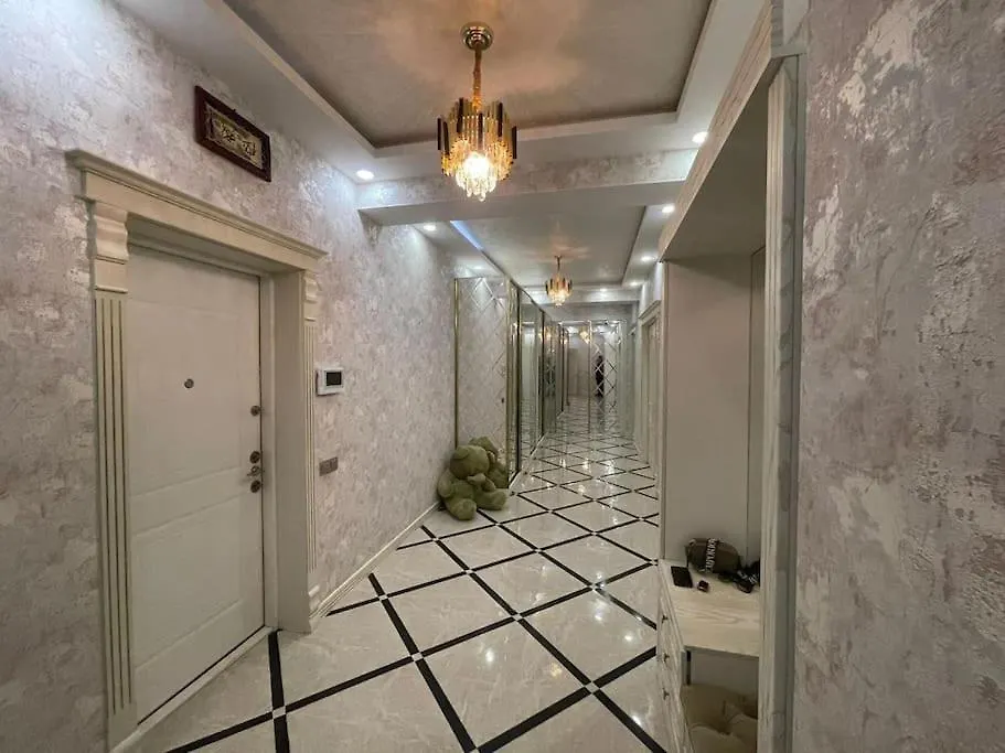 Luxury Apartment In Center Near Nizami Street-1