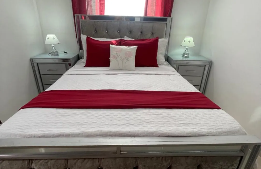 Apartamento Con Terraza Y Jacuzzi Privado-1