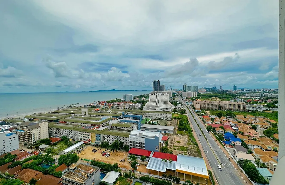 The Riviera Jomtien Amazing Sea View-1