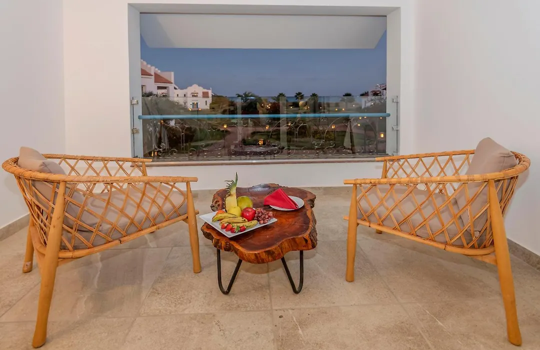 Lahami Bay Beach Resort-1