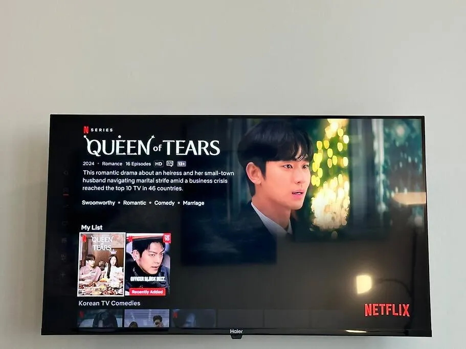 Urban Suites Cozy Home With Netflix And Board Games-1