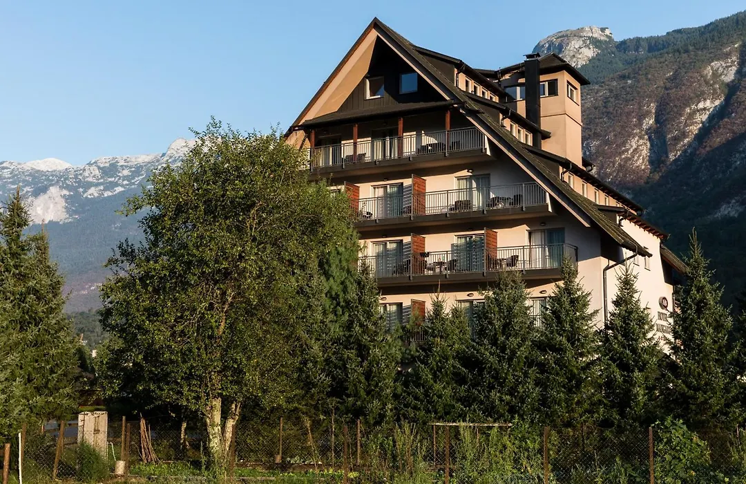 Hotel Mangart-1