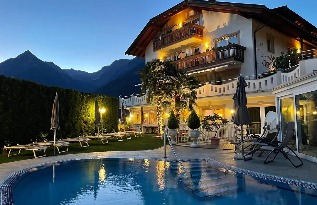 Adults only Hotel Grafenstein-1