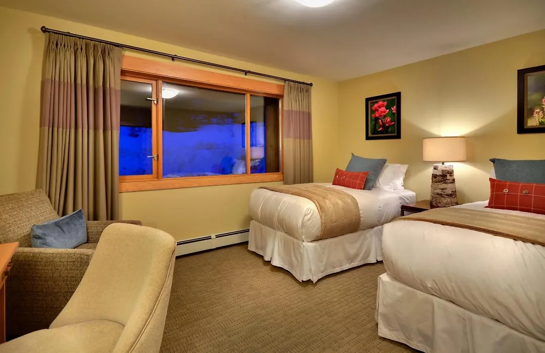 Tyax Lodge & Heliskiing-1
