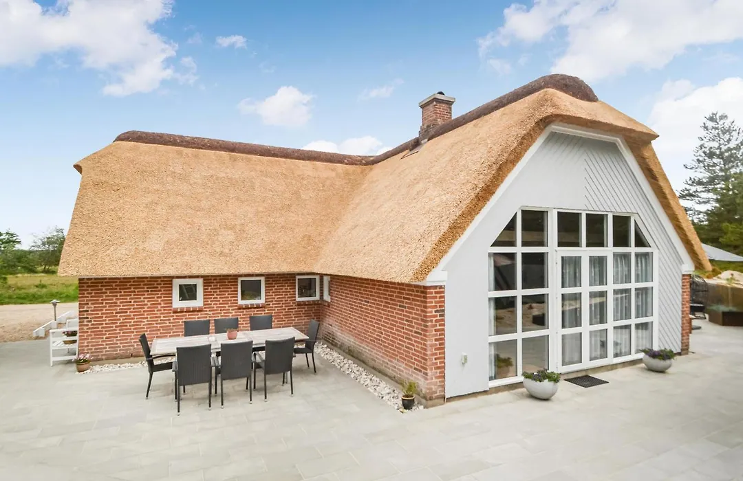 Beautiful Home In Oksbol With Sauna-1