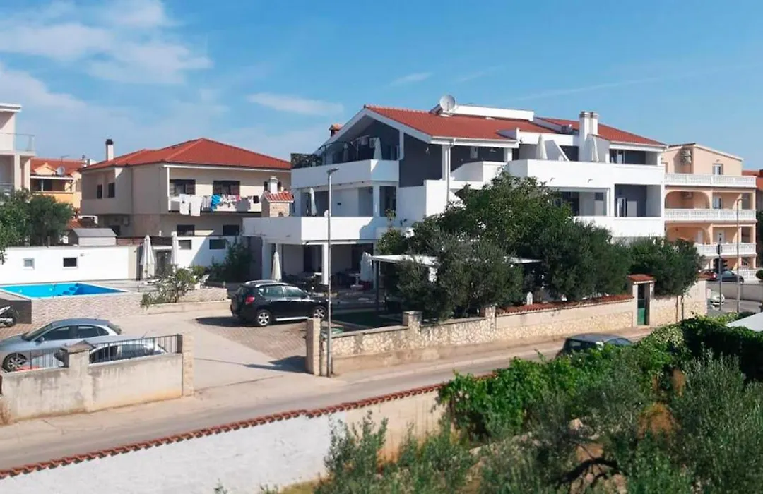 Luxuriöses Apartment In Vodice Mit Meerblick-1