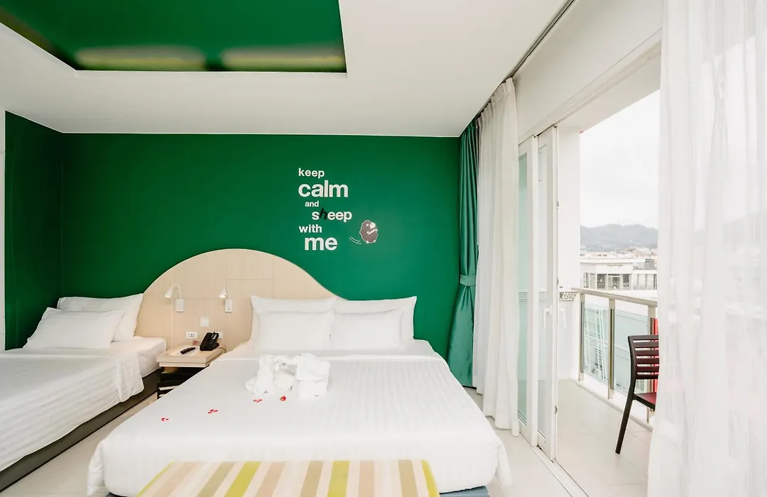 SLEEP WITH ME HOTEL design hotel @ patong (SHA Plus+)-1