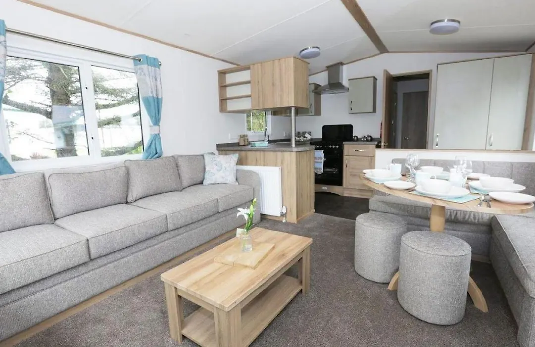 Tattershall Lakes Country Park By Away Resorts-1