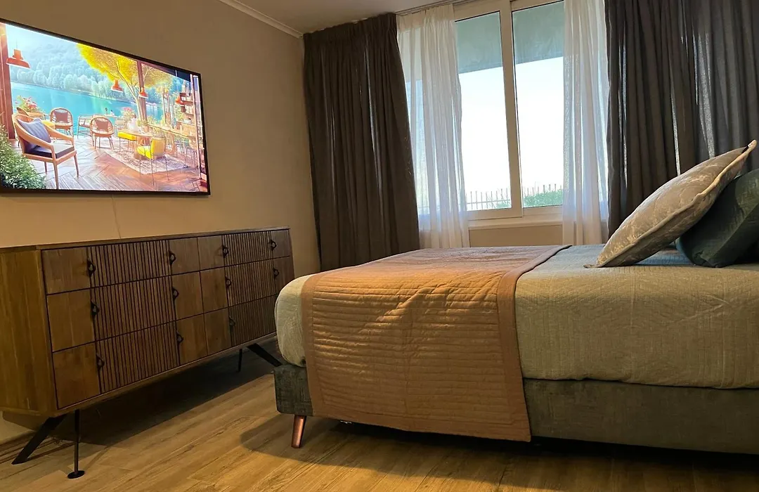 Roca Town House-1