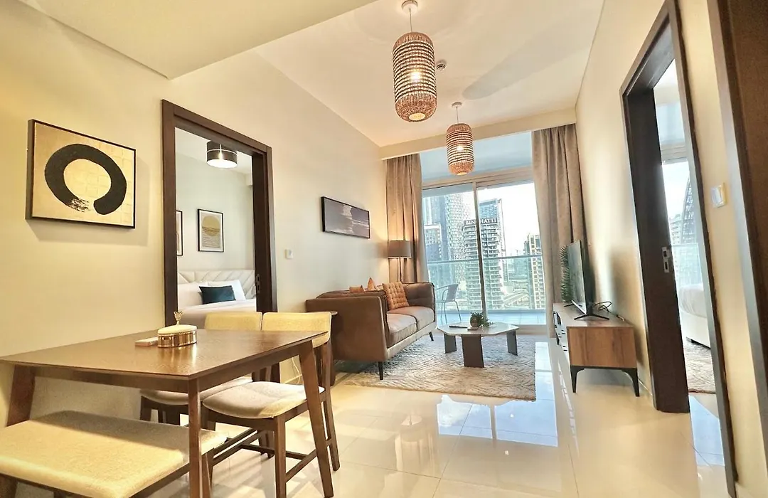 Sleek & Spacious 2Br In Damac Vera, Business Bay By Bhavan Vacation Homes-1