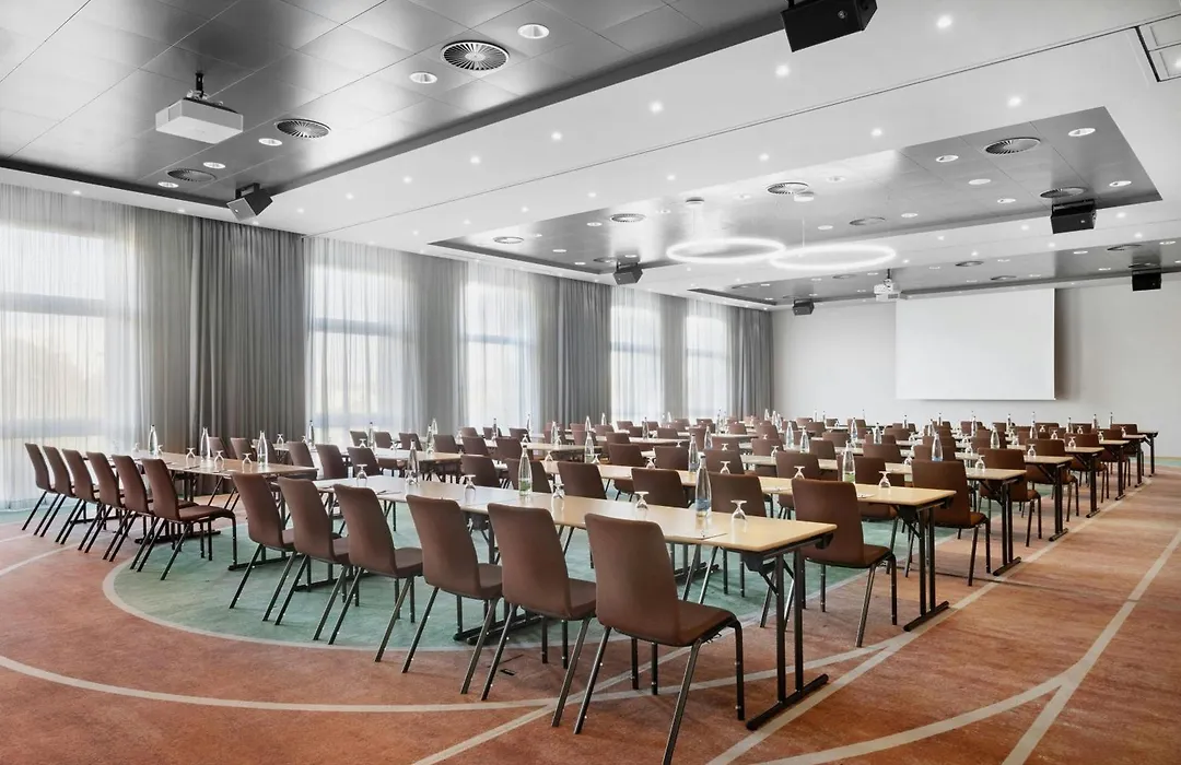 Courtyard By Marriott Basel-1