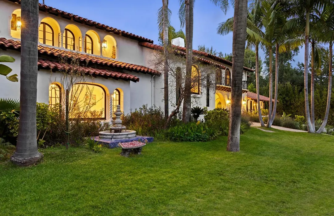 Mediterranean Dream Villa Oasis-1