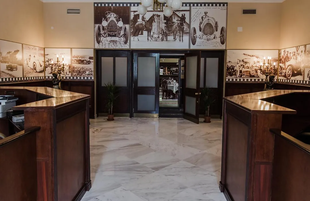 Palace Inn-1