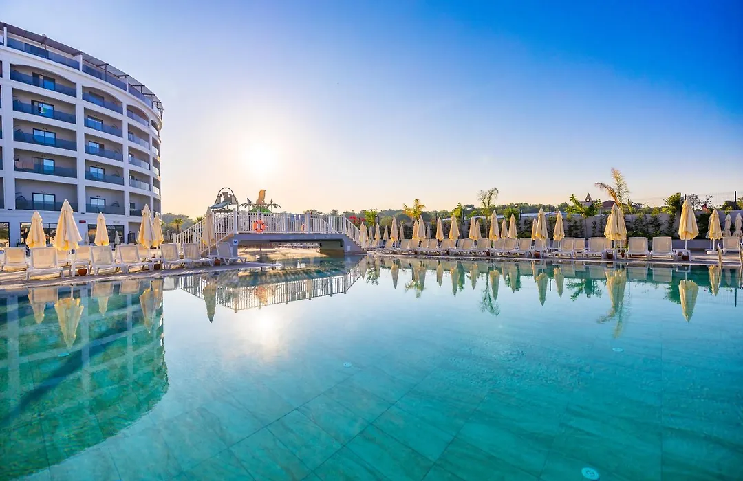 Side Moon Palace Hotel-1