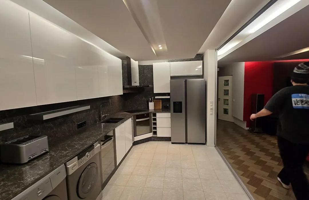 Huge Luxury Fortuuna Apartment With Parking-1