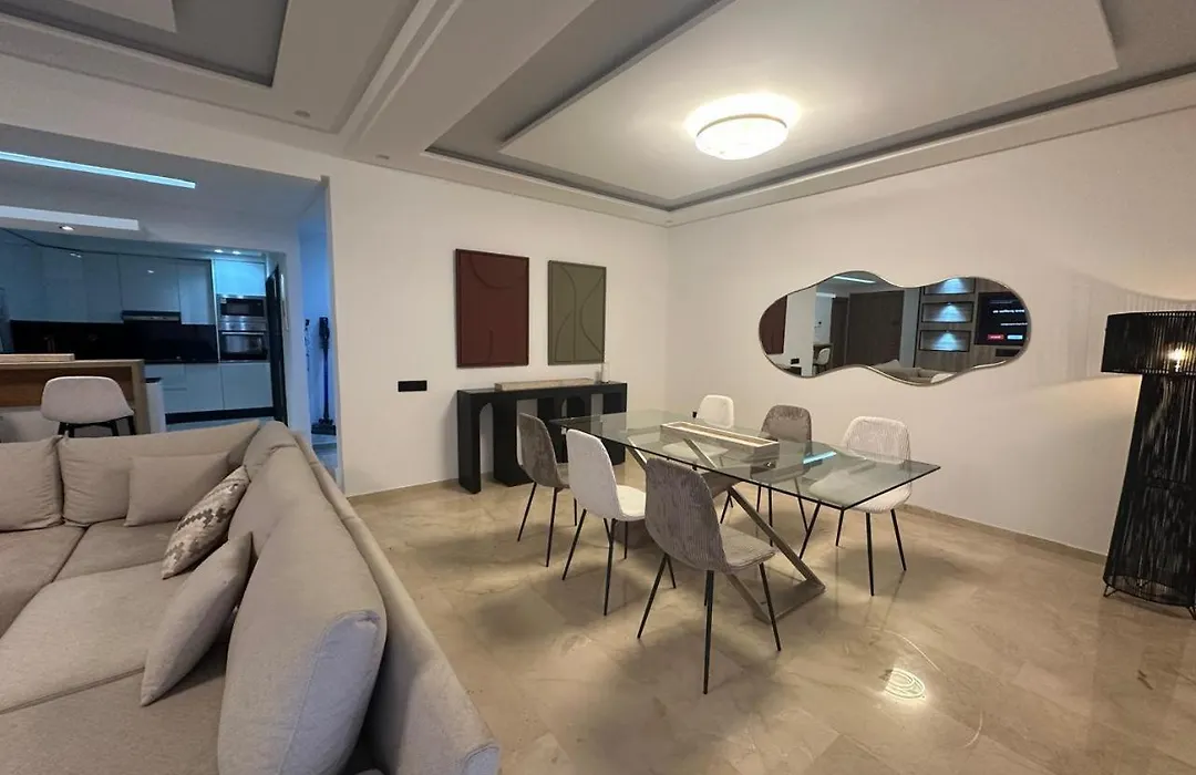 Duplex Spacieux Avec Jaccuzi-1
