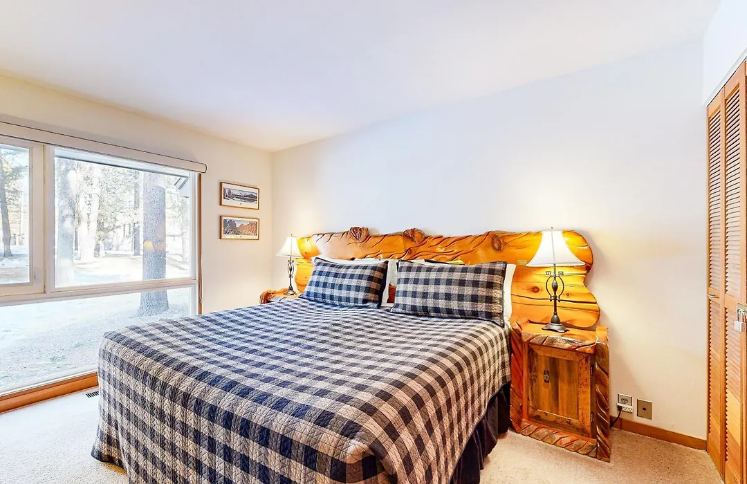Meadow House 11 | Discover Sunriver-1