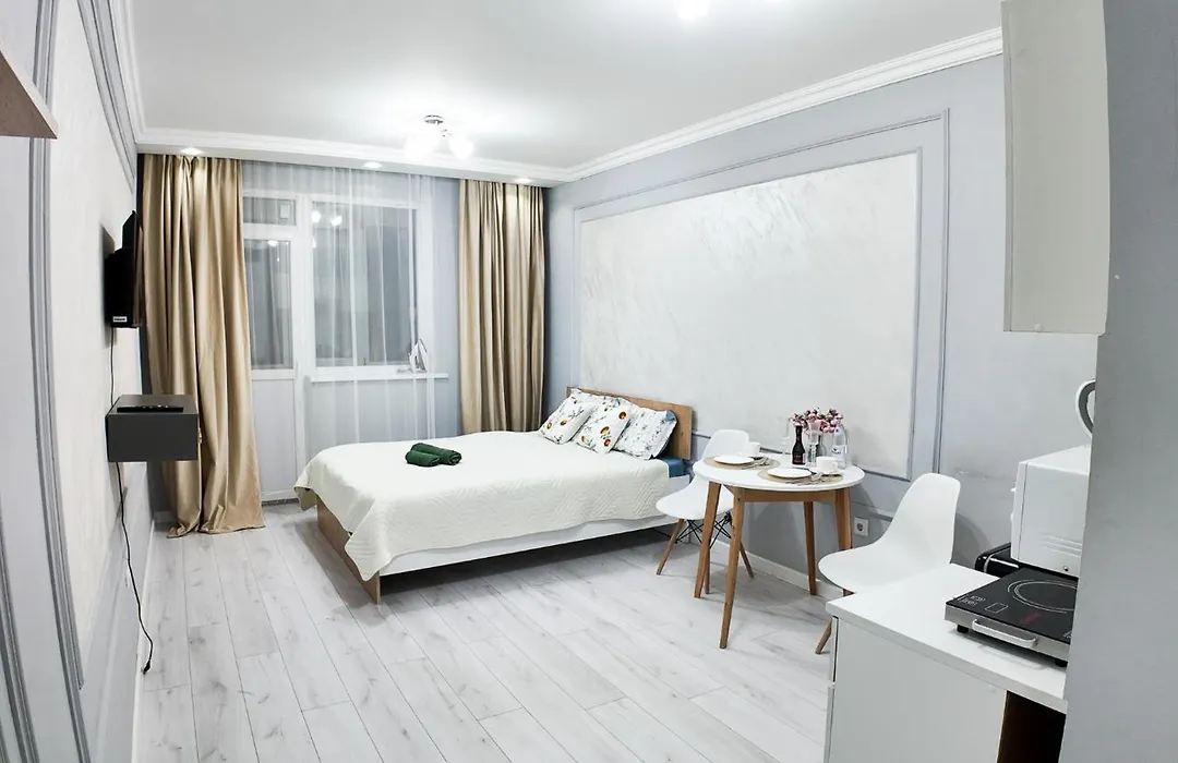 Apartment Lux, Near Expo-1