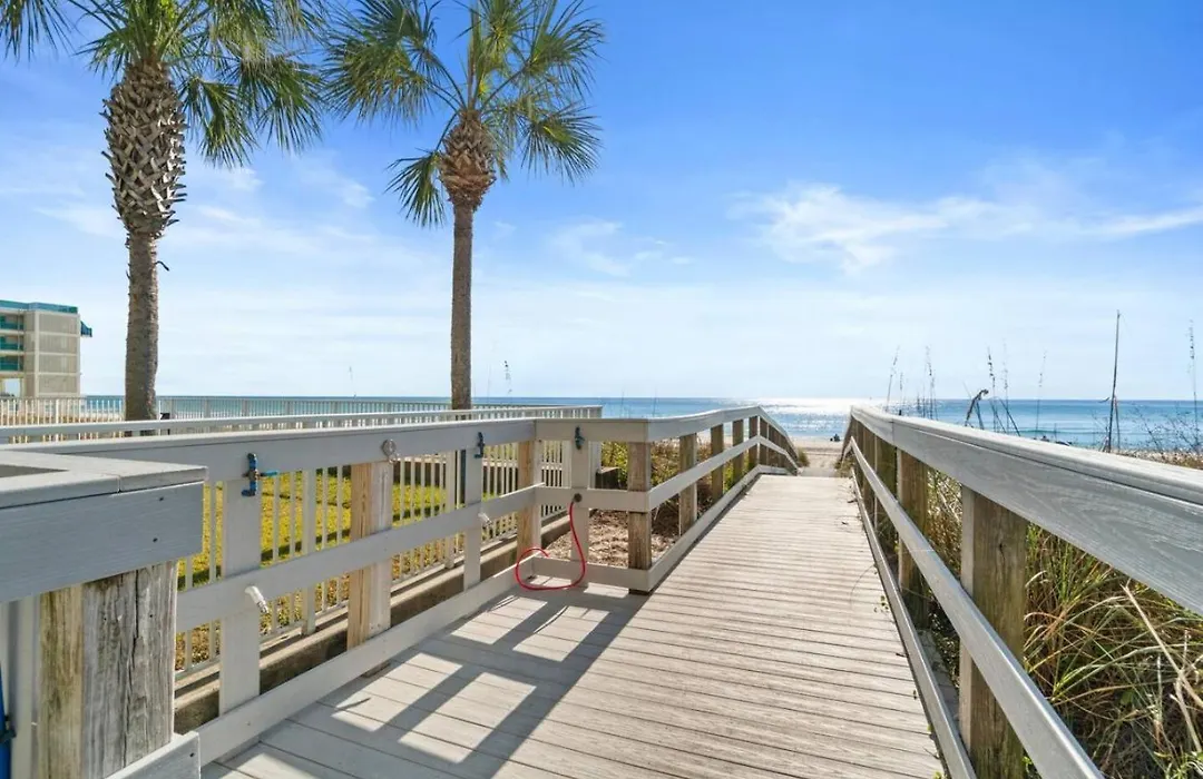 Family-Friendly 4Br Beachfront Retreat W/ Indoor & Outdoor Pools-1