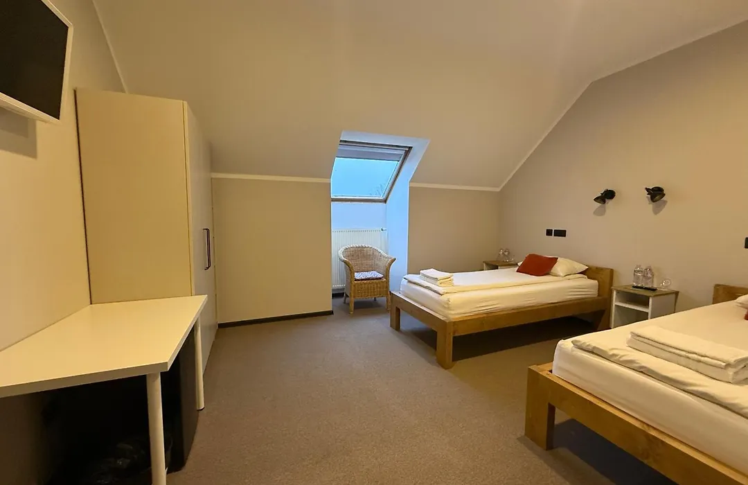 Hotel Sanvilla-1