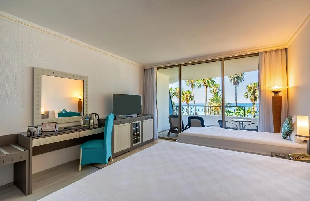 Sunrise Queen Luxury Hotel-1