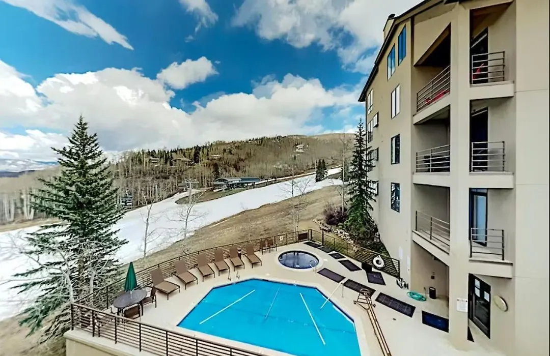 Chamonix 32, Snowmass Ski-In/Ski-Out Condo W/Shared Pool/Hot Tub/Wifi-1