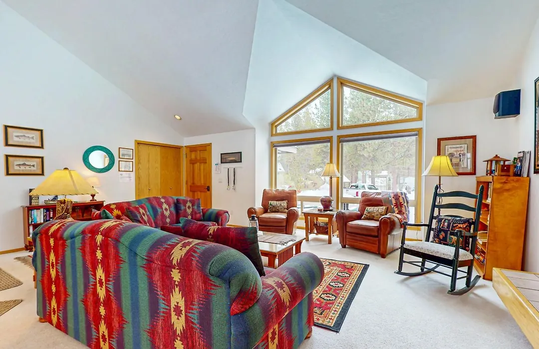 Cedar Lane 11 | Discover Sunriver-1