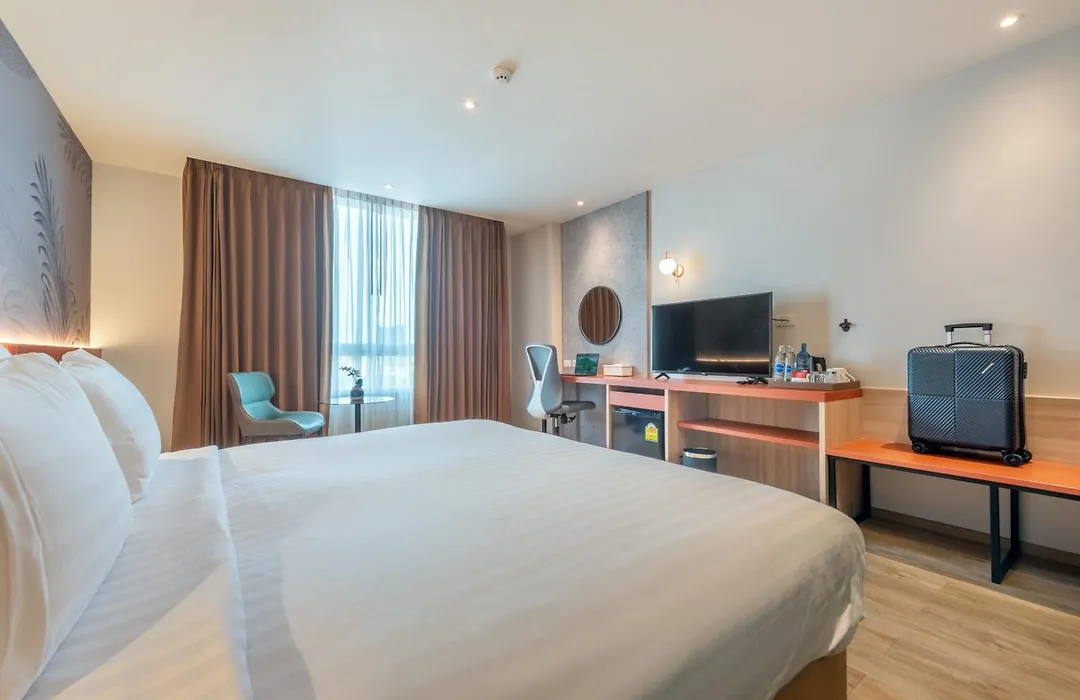 Buri Sriphu Hotel-1